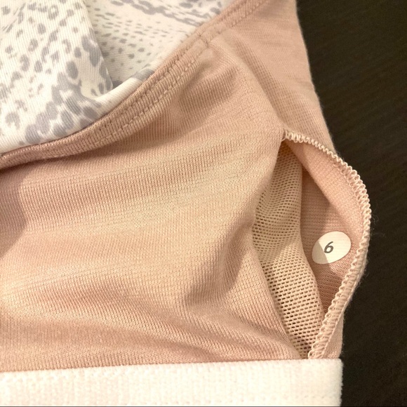 Lululemon Mesh With Me Tank - Picture 7 of 7